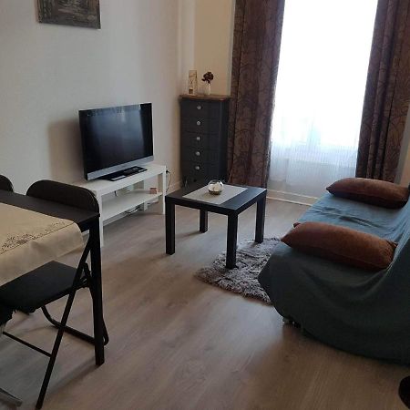 Hoche Apartment Пантен Екстериор снимка