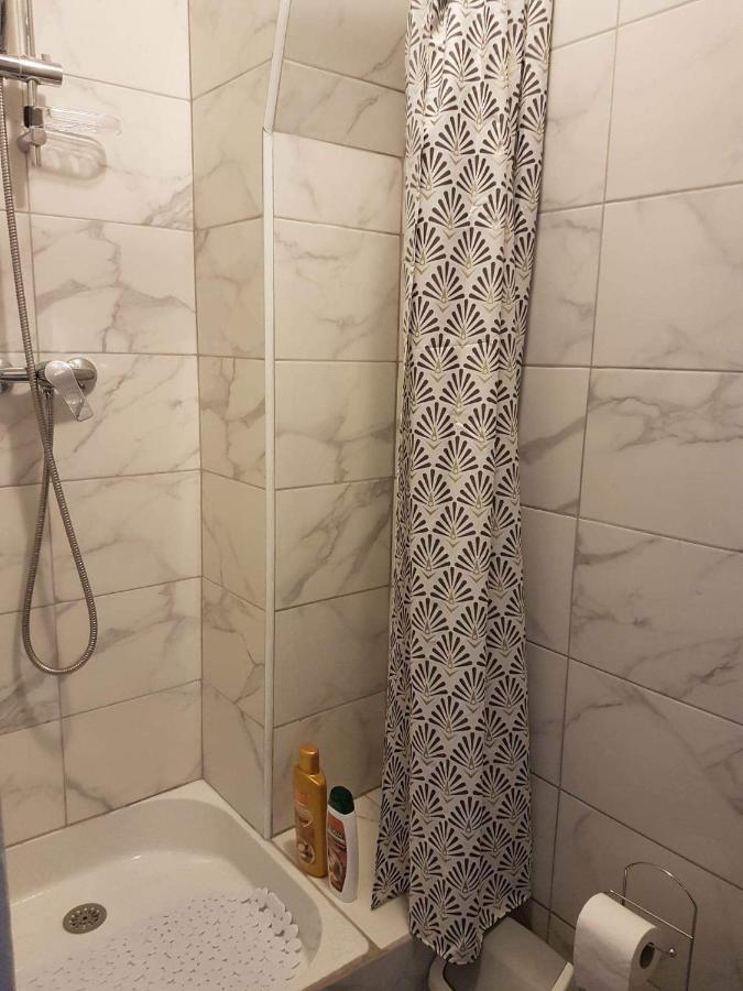 Hoche Apartment Пантен Екстериор снимка